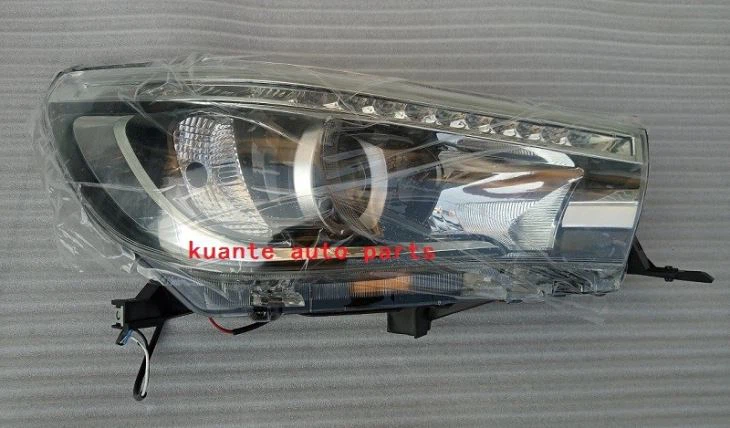 Toyota Hilux 2016 Revo Pickup Headlight 81140-0k720 81070-0k720